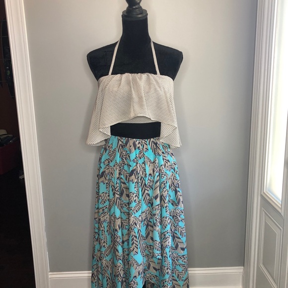 Under Skies Dresses & Skirts - Under Skies Halter Dress HiLo Hem Feather Print